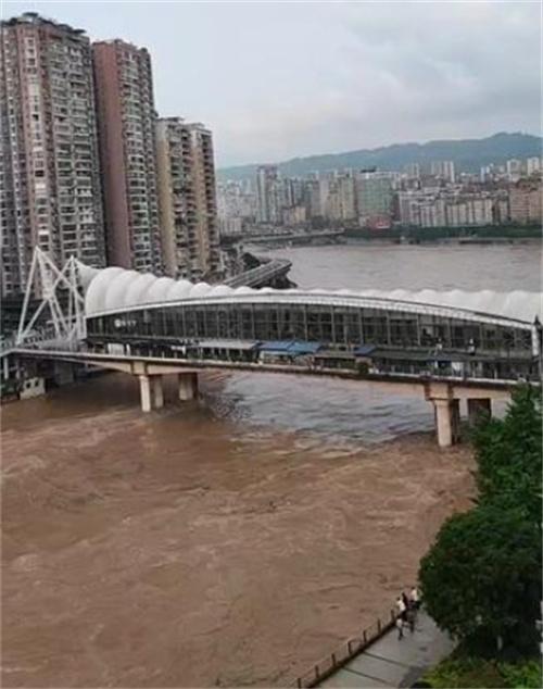 四川強降雨致巴中達州避險轉移，關注轉移群眾安全